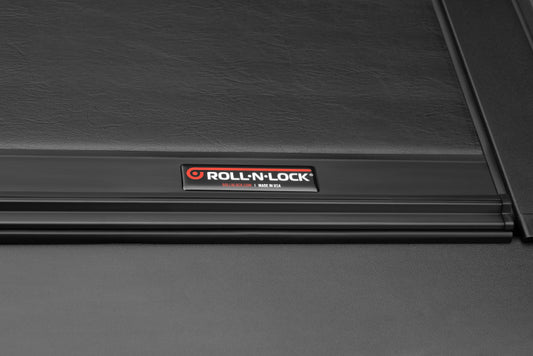 Roll-N-Lock 2019 RAM 1500 65-1/2in M-Series Retractable Tonneau Cover