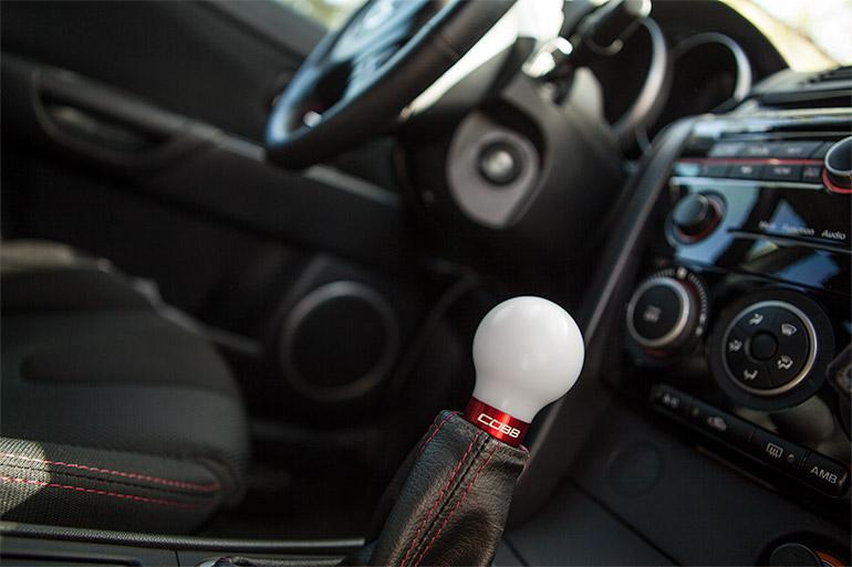 Cobb 07-13 Mazdaspeed3 & 06-07 Mazdaspeed6 Shift Knob - White Knob w/Race Red Base