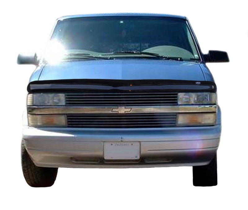 AVS 95-05 Chevy Astro High Profile Bugflector II Hood Shield - Smoke