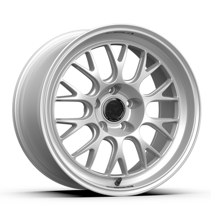 fifteen52 Holeshot RSR 19x8.5 5x112 42mm ET 57.1mm Center Bore Radiant Silver