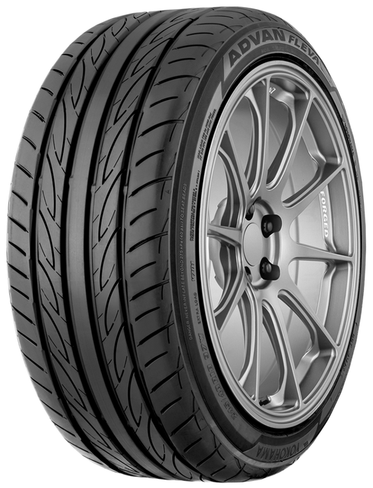 Yokohama Advan Fleva V701 Tire - 205/40R18 86W