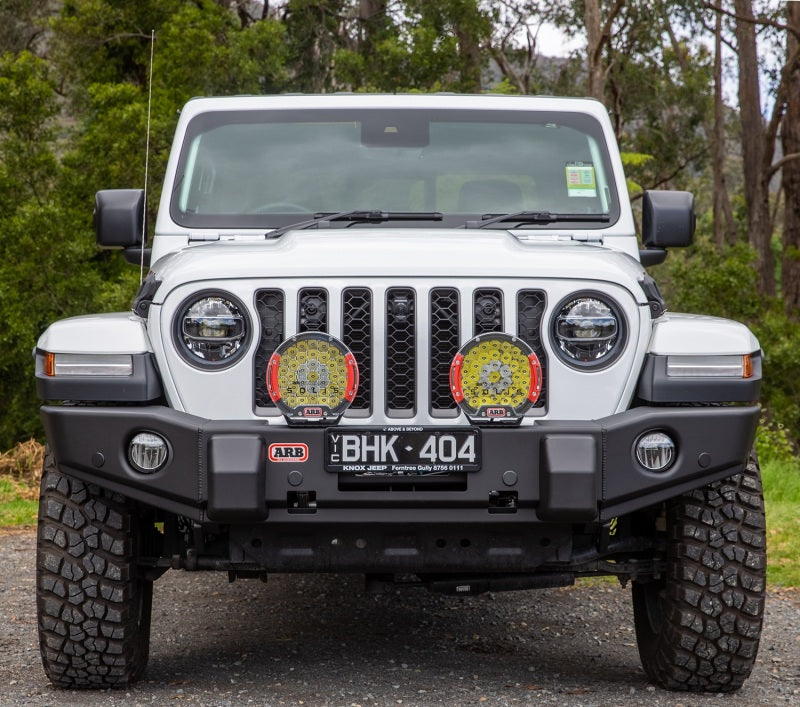 ARB 87-96 Jeep Wrangler YJ/ 97-06 Jeep Wrangler TJ Multi-fit Winch Bumper