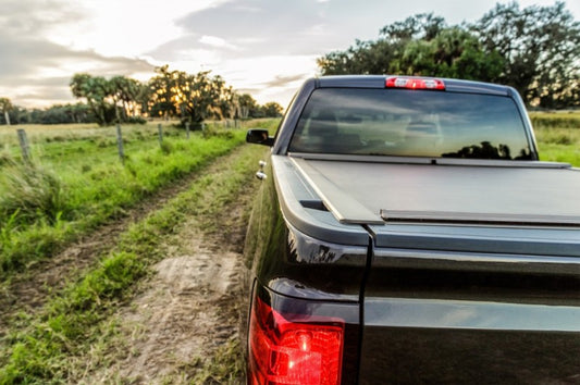 Roll-N-Lock 15-18 Chevy Silverado/Sierra 2500/3500 SB 77-3/8in A-Series Retractable Tonneau Cover