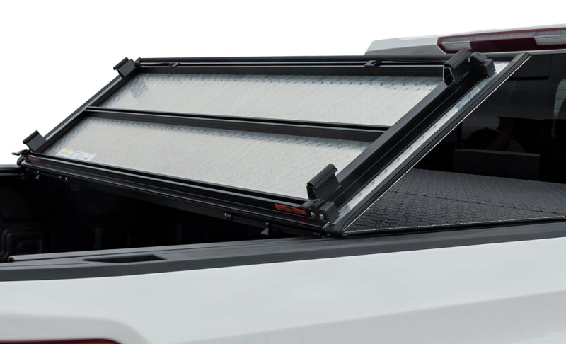 Access LOMAX Pro Series Tri-Fold Cover 17-19 Honda Ridgeline 5ft Bed - Blk Diamond Mist