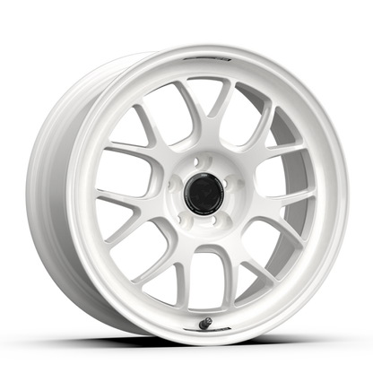 fifteen52 Apex RSR 18x9.5 5x114.3 38mm ET 73.1mm Center Bore Rally White