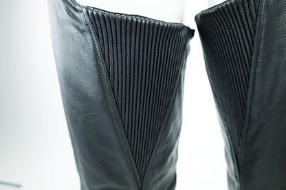 River Road Plains Leather Chaps Black - Large