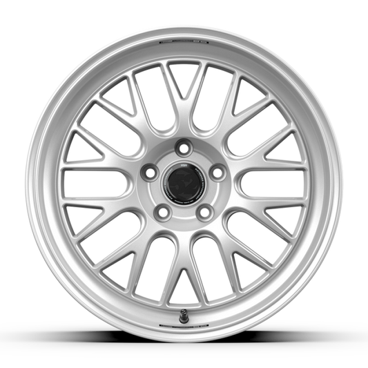 fifteen52 Holeshot RSR 20x9.5 5x120 22mm ET 72.56mm Center Bore Radiant Silver