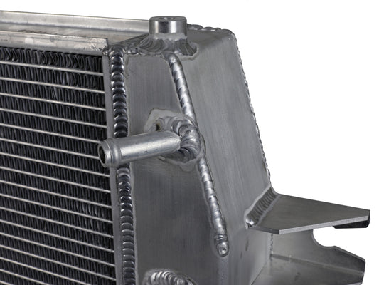 aFe BladeRunner Street Series Tube & Fin Aluminum Radiator 06-10 GM Diesel Trucks 6.6L V8 Precision R