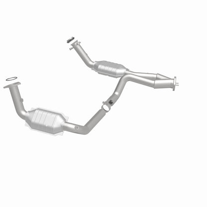 MagnaFlow Conv DF 02-06 Cadillac Escalade / 02-06 Chevy Avalanche 5.3L Dual Conv Y-Pipe Assembly 2WD