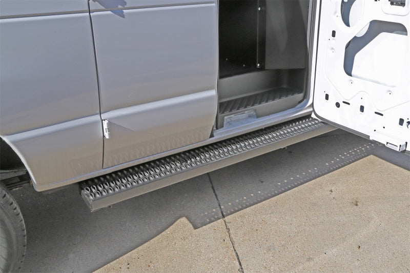 Deezee Universal Running Board Rough Step (77In Aluminum)