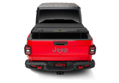 Extang 2020 Jeep Gladiator (JT) (w/Rail System) Solid Fold 2.0