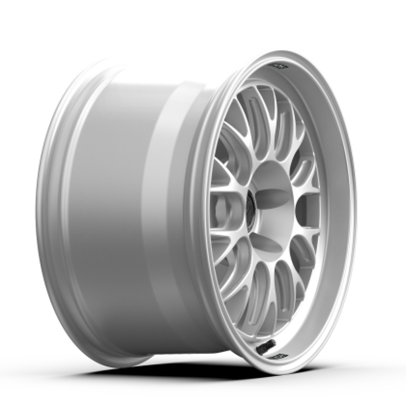 fifteen52 Holeshot RSR 18x9 5x114.3 38mm ET 73.1mm Center Bore Radiant Silver Wheel