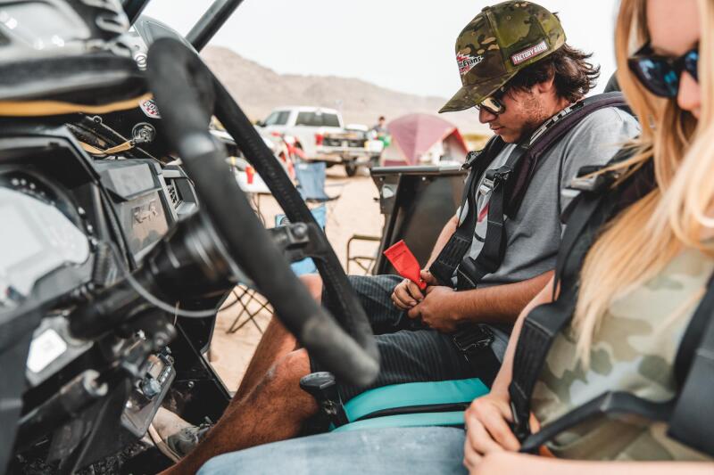 PRP 4.2 Harness with Latch / Link Lap Belt- Black